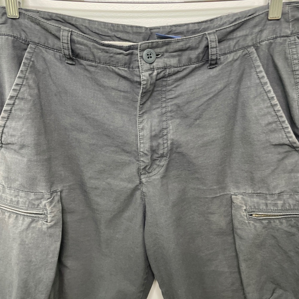 Y2K Nike Cargo Shorts Men 34 Gray Swoosh Baggy Grunge Outdoor Utility Hike Trail - Picture 2 of 16